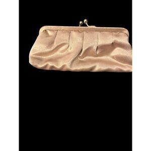 La Regale Gold Clutch